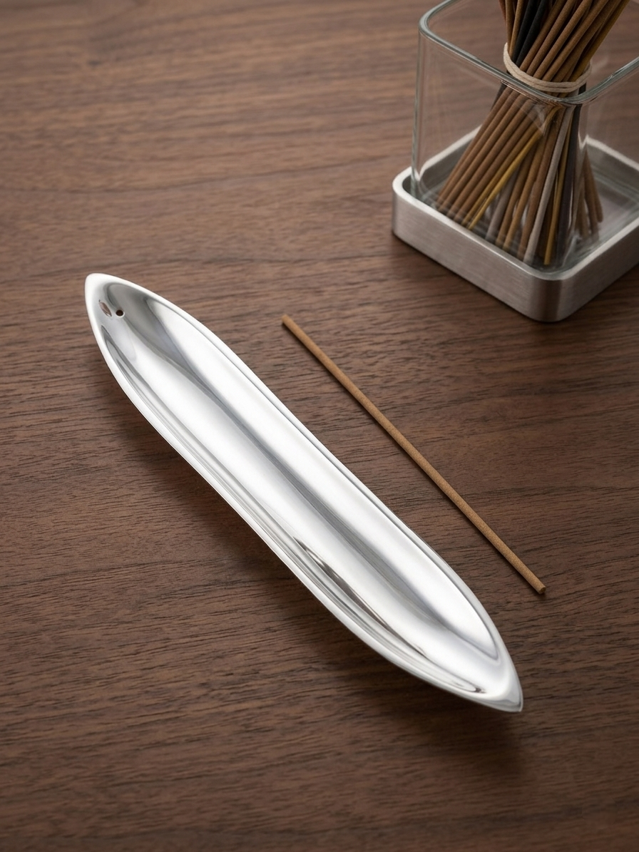 Boat styled metal holder