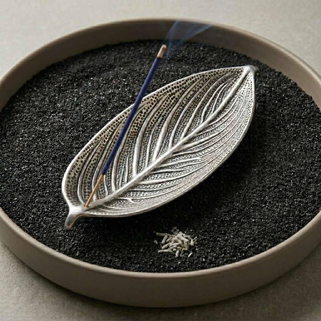 Leaf styled metal incense holder